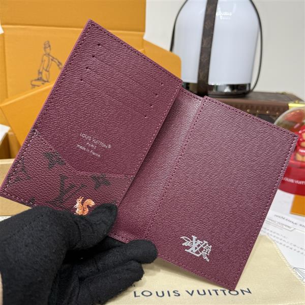 2026122105458571 270